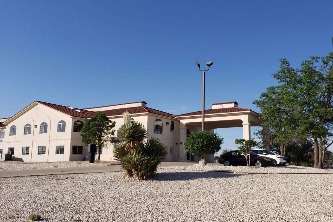 Travelodge By Wyndham Carlsbad Nm Exterior foto